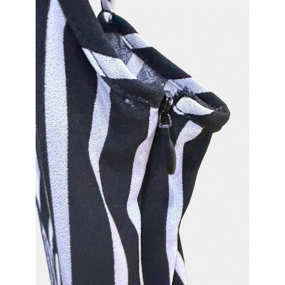 🌻3/$10 Ci Sono Black Ivory Striped Jumpsuit Spaghetti Strap Small Minimalist - Picture 4 of 9